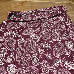 Ladies Maxi Skirt - size Large - EUC worn once